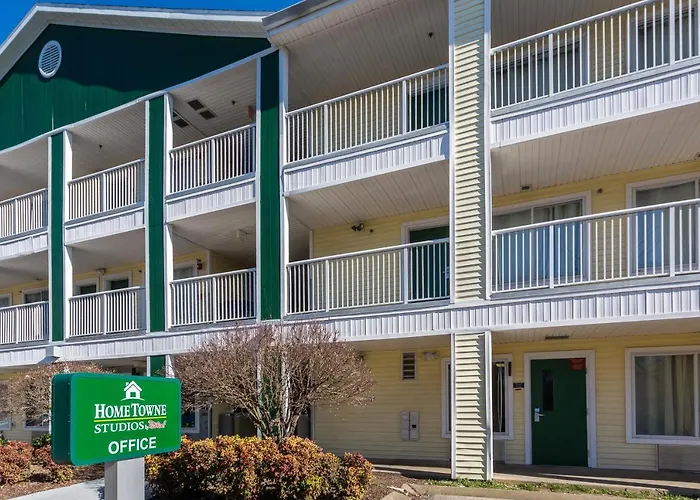 Hometowne Studios By Red Roof Nashville - Airport/Briley Pkwy