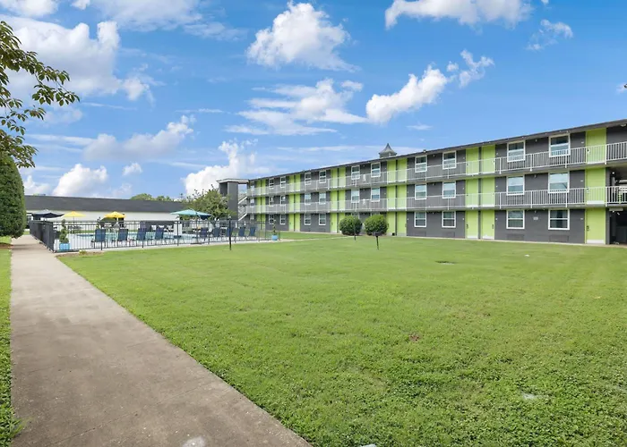 Hillside Crossing Hotel Nashville