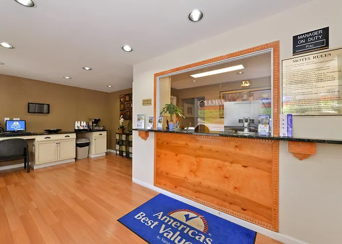 Americas Best Value Inn Near Downtown Nashville