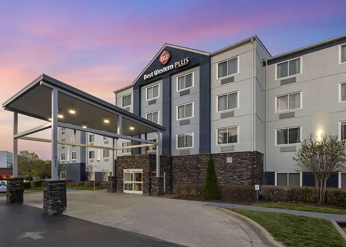 Best Western Plus Nashville Airport Hotel - Bna